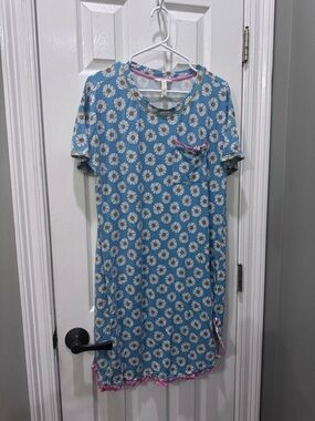 Matilda Jane Blue Daisy Night Top with Pink Trim